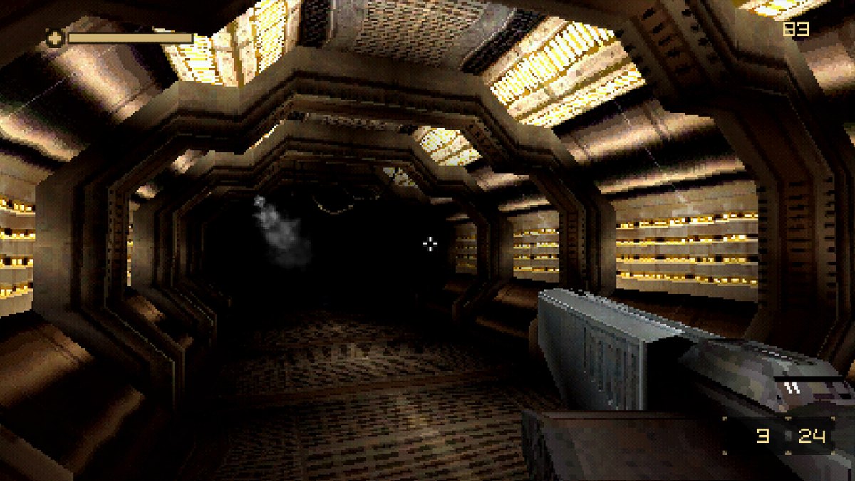 Un pasillo oscuro de la estación Von Neuman en DERELIKT, visto desde la perspectiva del jugador