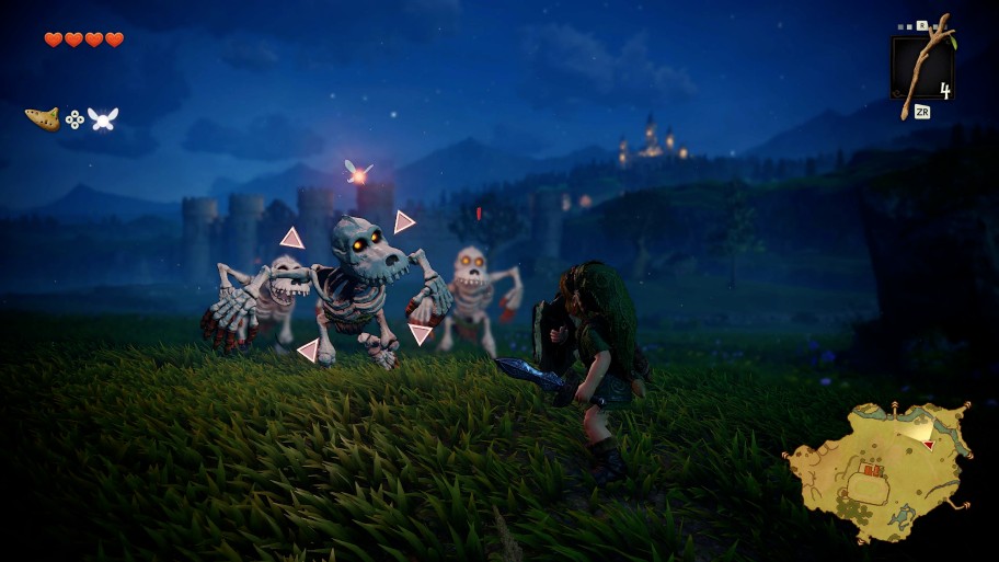 Link combate de noche contra varios esqueletos frente al castillo de Hyrule mientras Navi flota a su lado